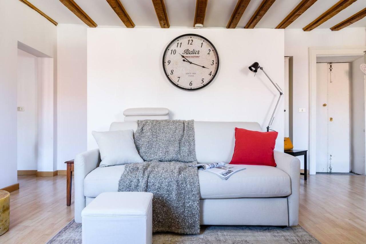 Altido Cozy Apt For 4 Close To Basilica Di Sant'Ambrogio Mediolan Zewnętrze zdjęcie